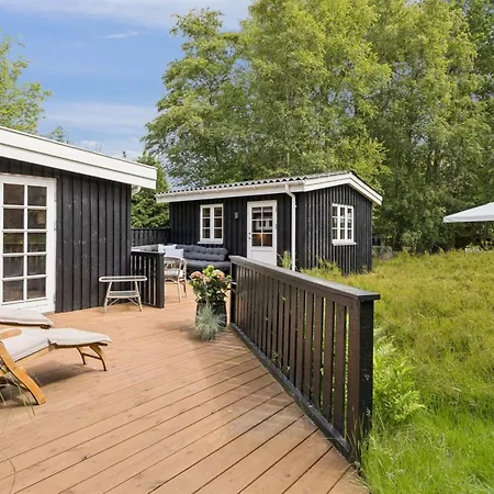 Ami - 850m From The Sea By Interhome Semesterbostad